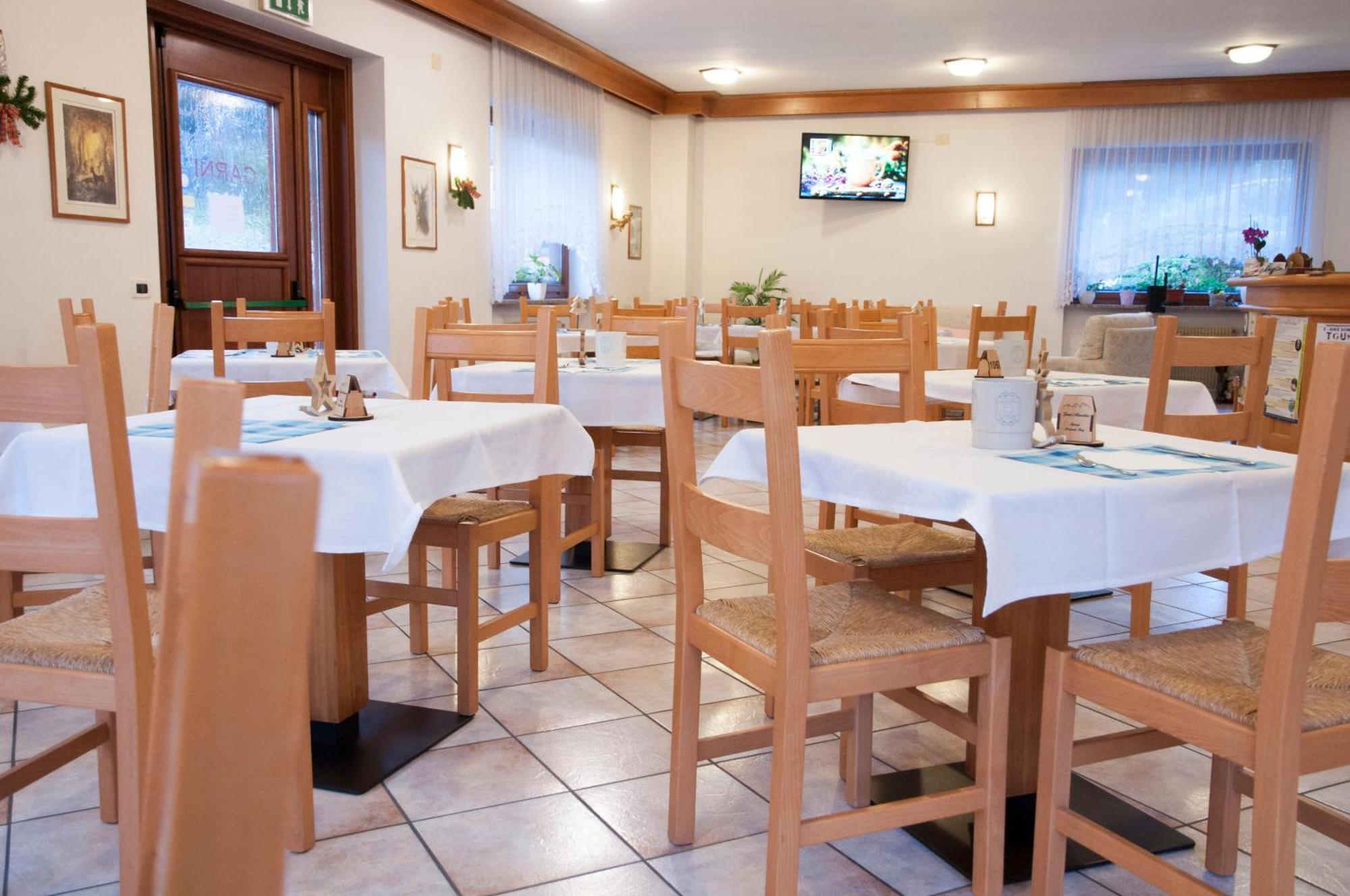 Garni Mariolina Bed and Breakfast Falcade Εξωτερικό φωτογραφία