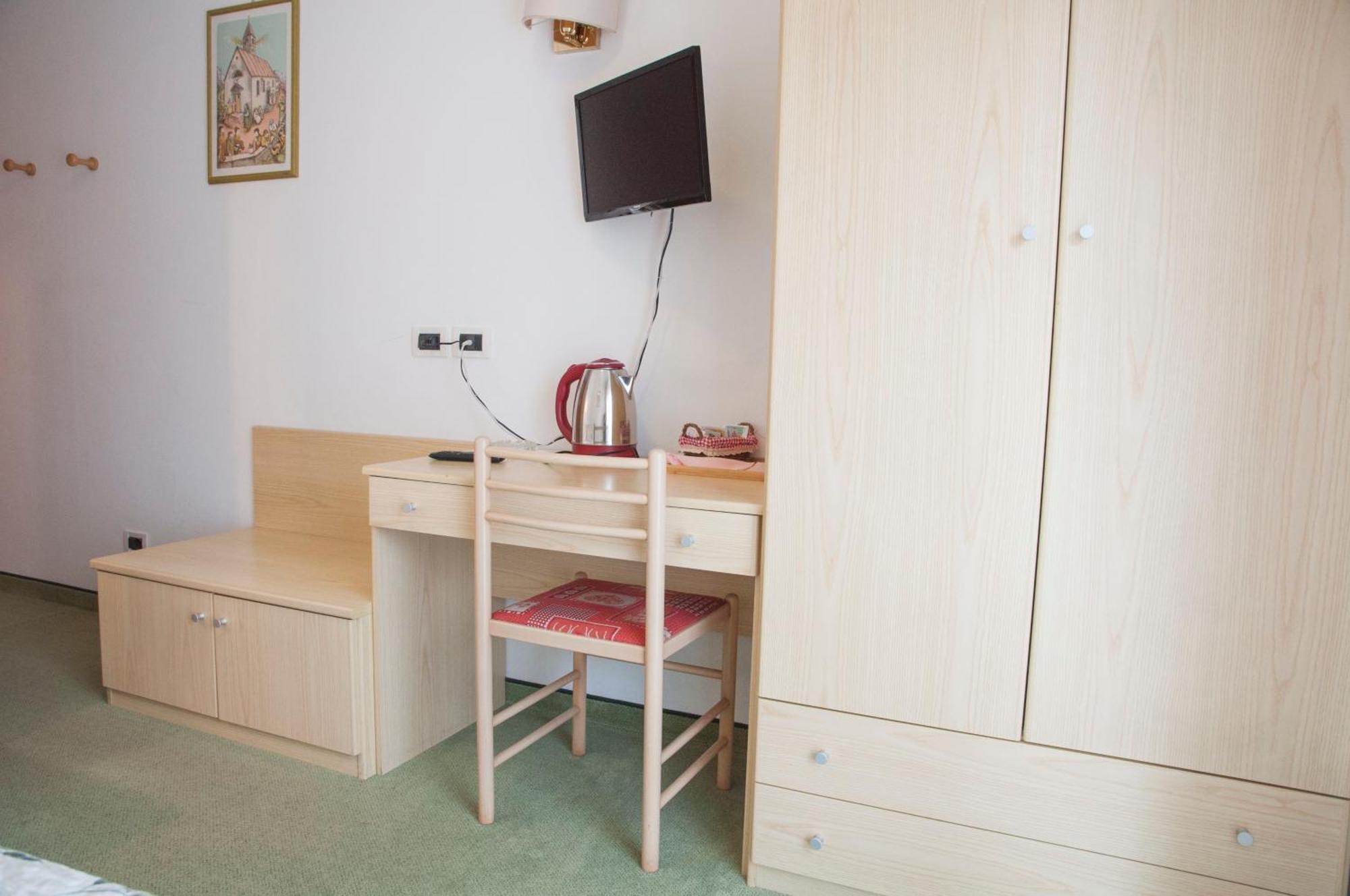 Garni Mariolina Bed and Breakfast Falcade Εξωτερικό φωτογραφία